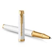 Kép 2/2 - Rollertoll PARKER Royal IM Premium gyöngyházfehér arany klipsz